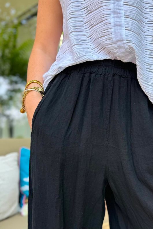 Sandbar Linen Blend Barrel Culotte Pant Black
